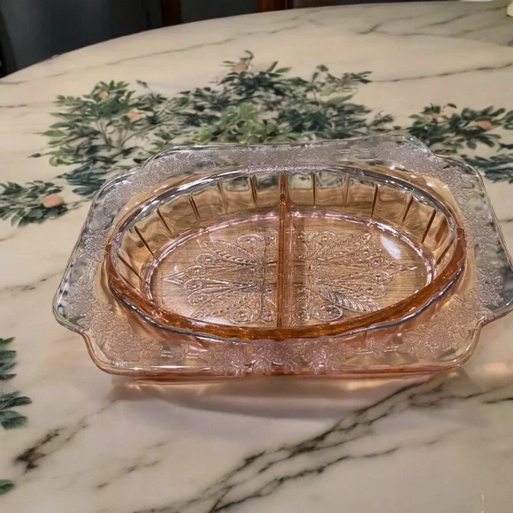 Vintage Jeanette Pink Depression Glass Adam Pattern Divided Relish Dish 8". - Picture 4 of 4
